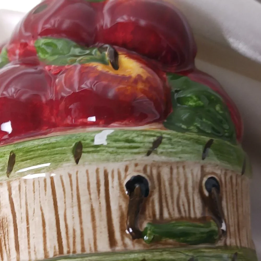 Vintage APPLE THEME CERAMIC Salt & Pepper Shaker Set, Bella Casa By Ganz